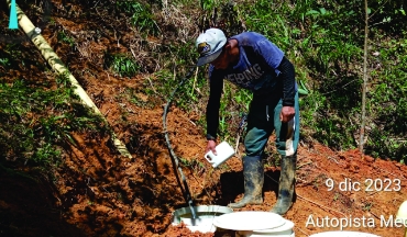 Bacterias y enzimas para pozos Bacterias y enzimas para pozos